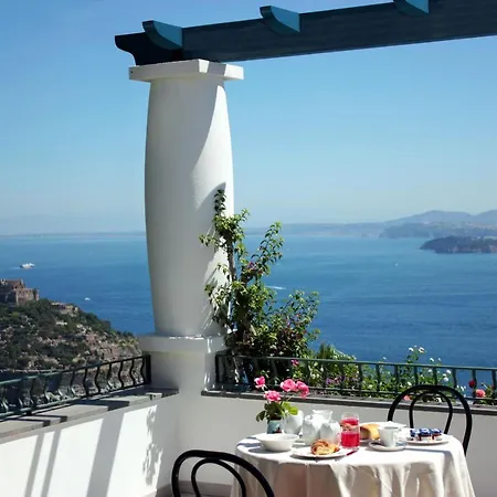 La Pergola Del Torchio Bed & Breakfast